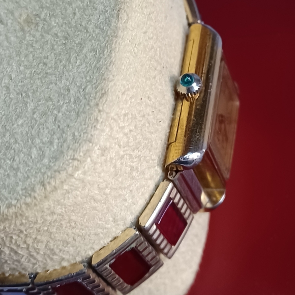 *SOLD* Ladies Cartier Gold-Tone Watch With 8 Garnet Panels VERY Old - Picture 9 of 14